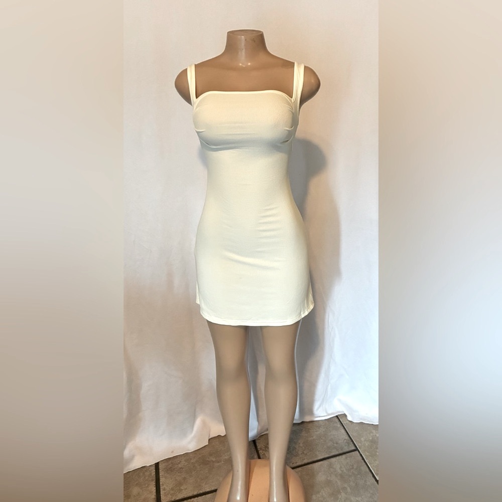 Cider Cream White Sleeveless Bodycon Dress Size Medium
